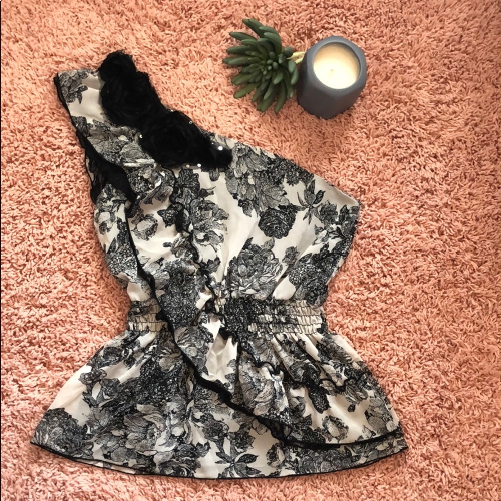 One Shoulder Dress Top